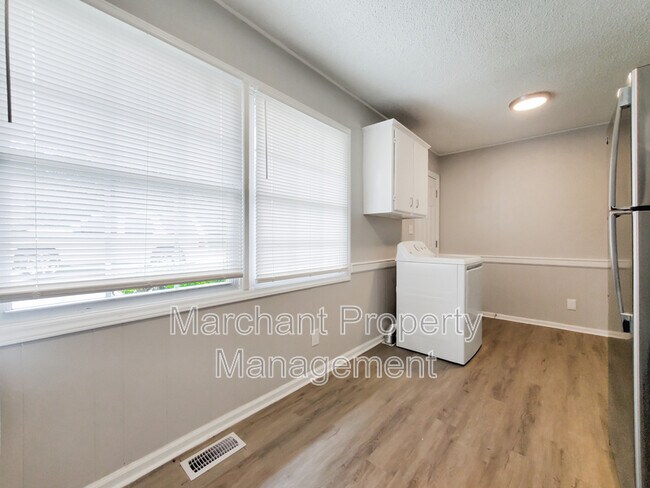 Building Photo - 719 State Rd S-42-7123