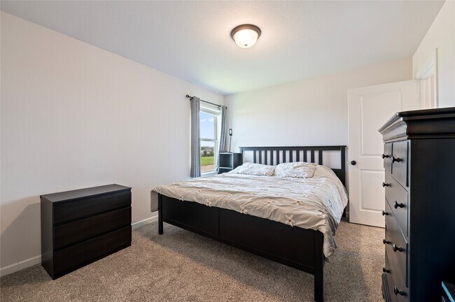 Building Photo - 288 Kara Mist Ct