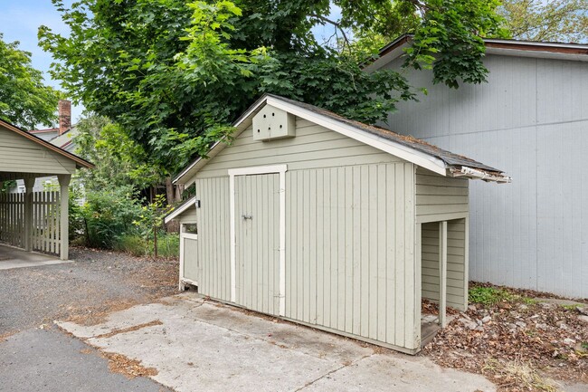 Building Photo - 2604 W Sinto Ave