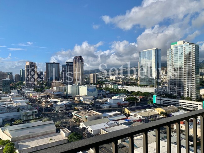 Building Photo - Aalii #1809  |  Honolulu, HI