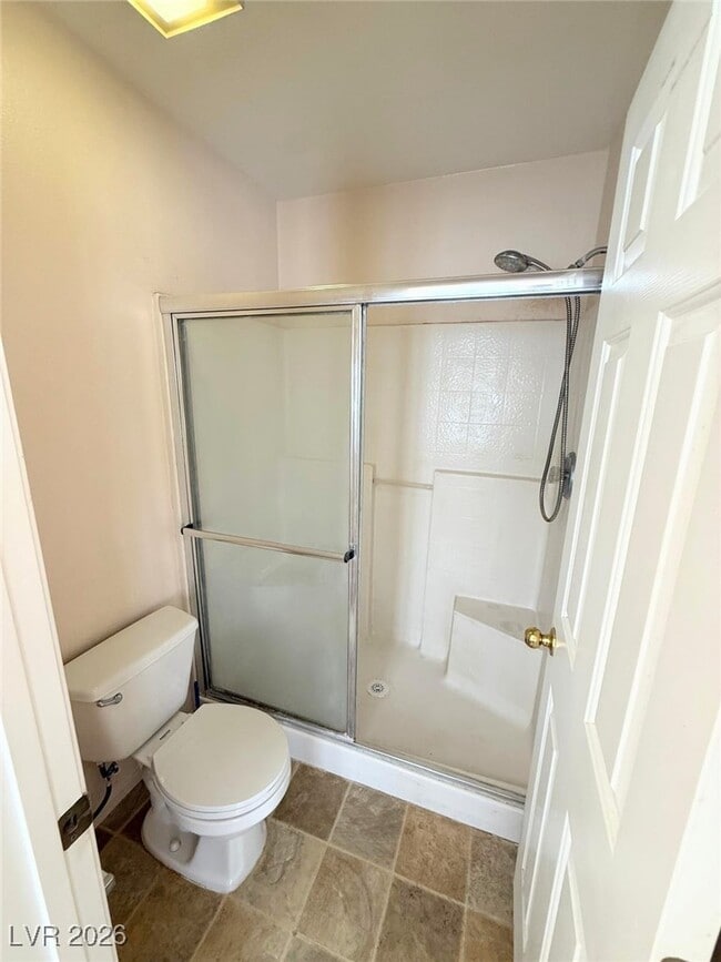 Building Photo - 664 Solitude Point Ave