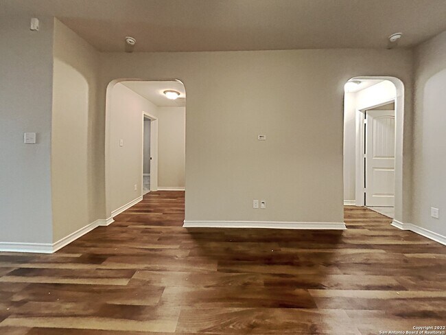 Building Photo - 6214 Falsetto Voice