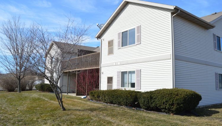 Building Photo - 397 Country Clover Dr