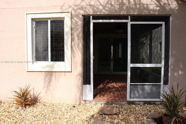 Building Photo - 1084 Golden Cane Dr