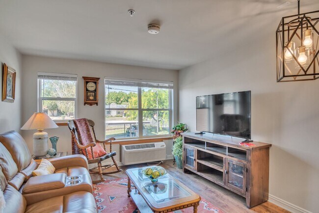 Sample Apartment Home - Terraces at Summitview