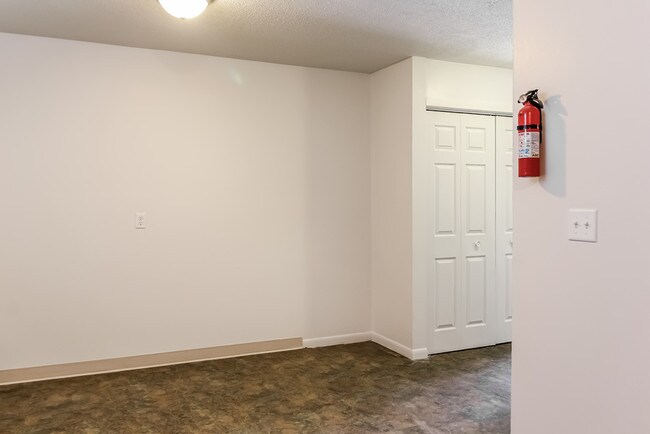 Building Photo - 1st Month Free!