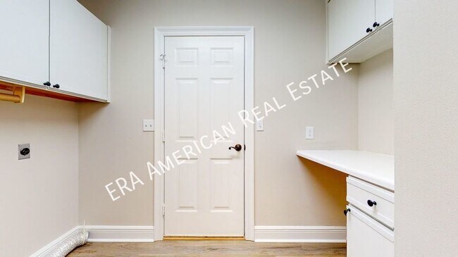 Building Photo - 18 Meigs Dr