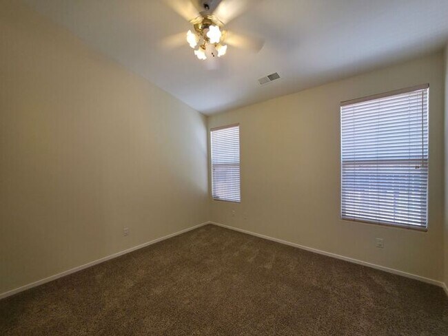 Building Photo - 2-Bedroom, 2-Bath + Den Single-Family Home...