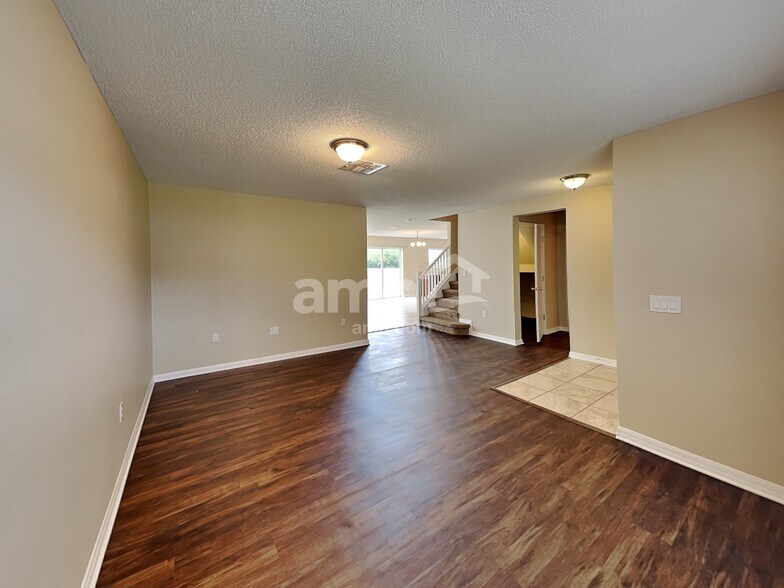 Building Photo - 901 Anchorage Ln
