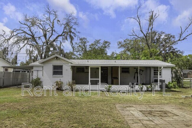 Building Photo - 1805 N Taylor Rd