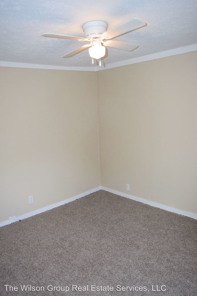 Building Photo - 722 Lena St