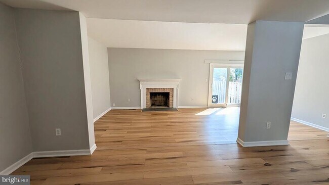 Building Photo - 18610 Phoebe Way