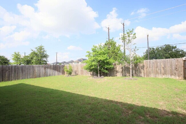 Building Photo - "Charming 4-Bed Sanctuary in San Antonio –...