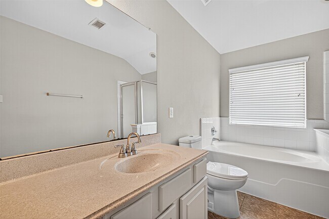 Building Photo - 2234 Tremont Trail Ln