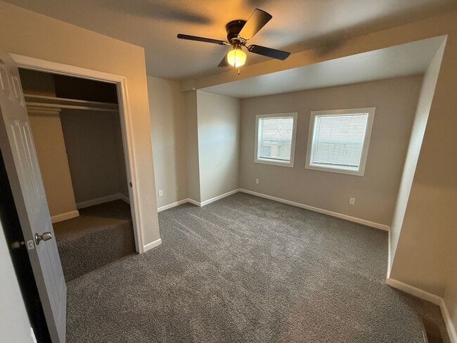 Building Photo - Stunning 3BR / 2BA Rowhome Blending Historic Charm & Modern Living