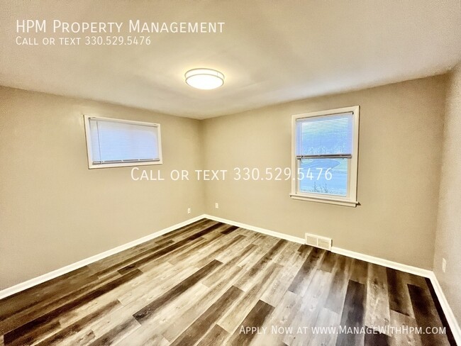 Building Photo - Remodeled two-bedroom apartment. First mon...