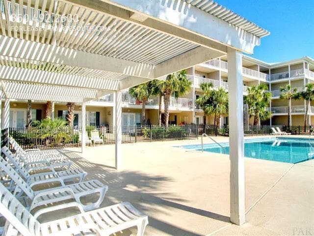 Building Photo - 13500 Sandy Key Dr