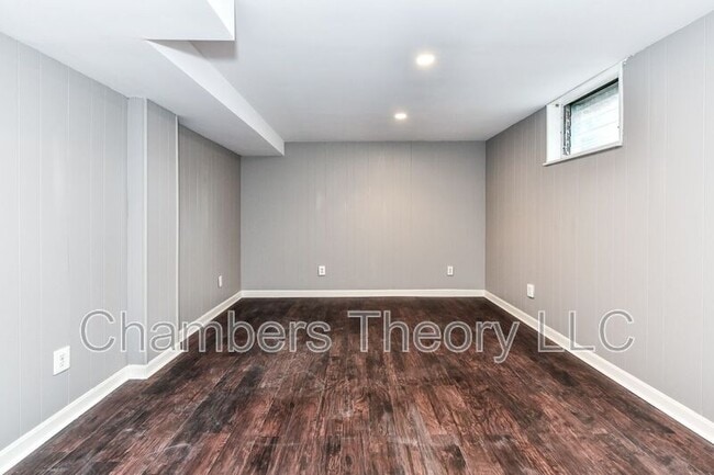 Building Photo - 6607 Berkshire Dr