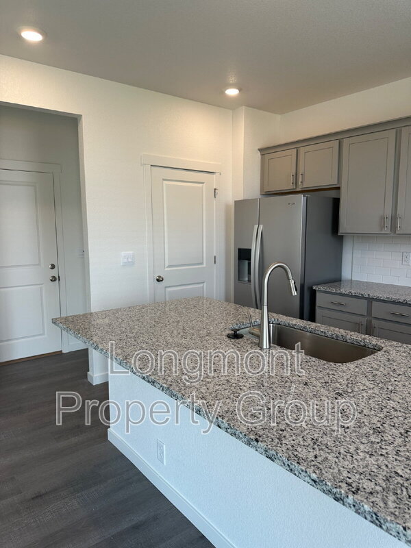 Building Photo - 13609 Topaz Pl