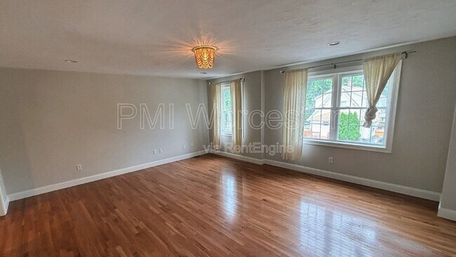 Building Photo - 47 Eustis St