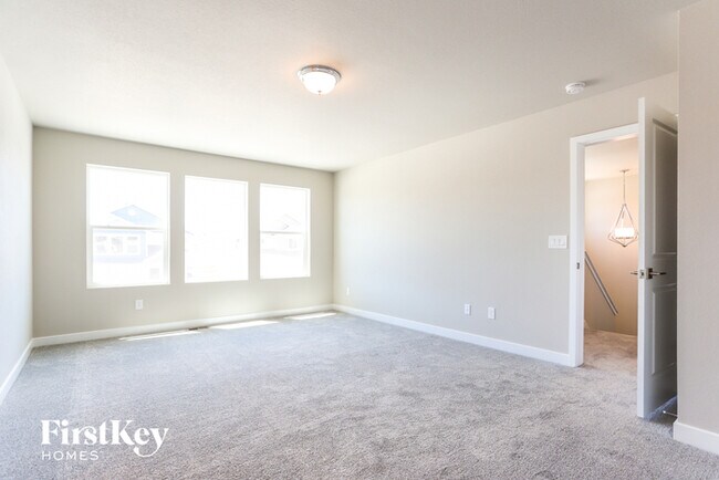 Building Photo - 10480 Horton Dr