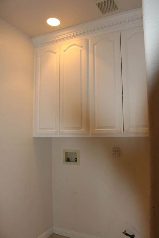 Building Photo - Coming Soon! Beautiful 3 Bedrooms 2 Baths Home located in Rancho Cucamonga.