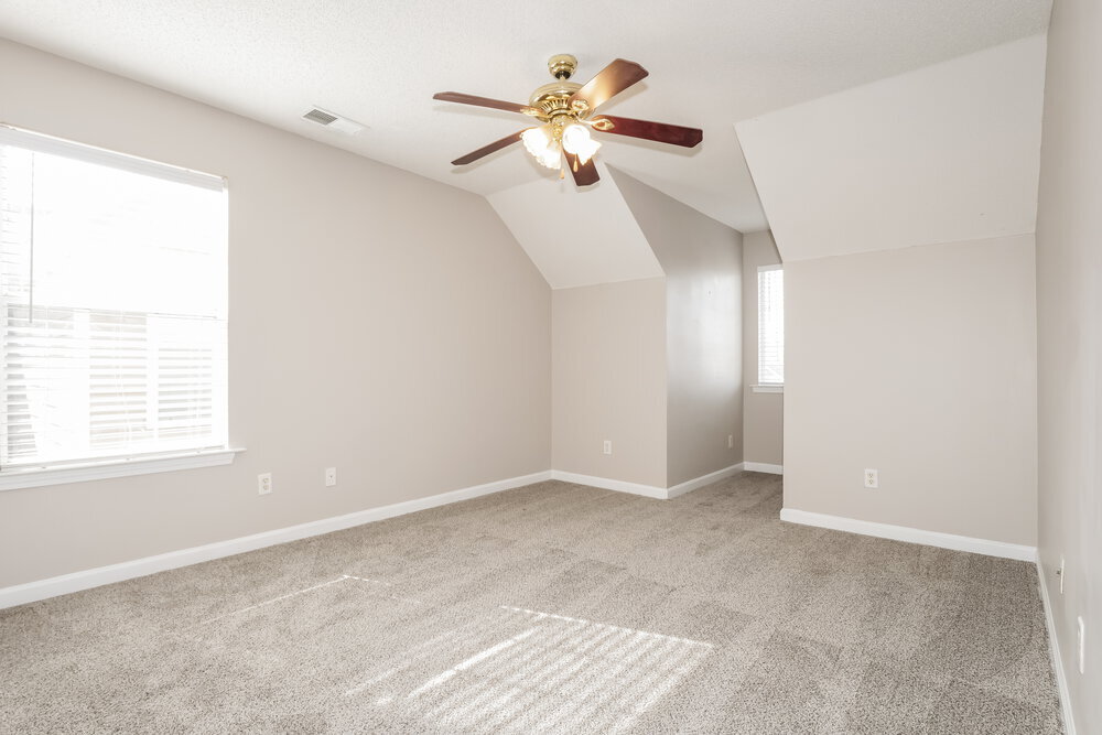 Building Photo - 1506 Lawson Dr