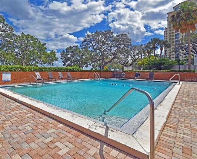 Building Photo - 4015 Bayshore Blvd