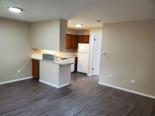 Interior Photo - Garfield713 (MK-KS)