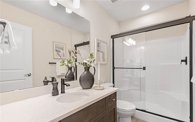 Building Photo - Modern Fully Air-Conditioned Luxury Home in Canyon Park