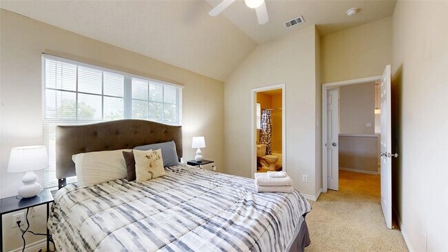 Building Photo - 4307 Spring Hill Drive