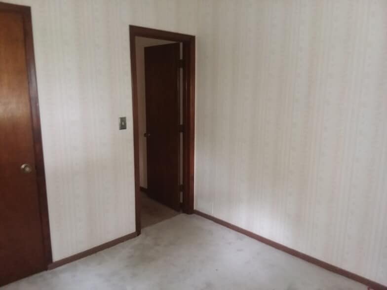 Bedroom - 200 Warrington Ave