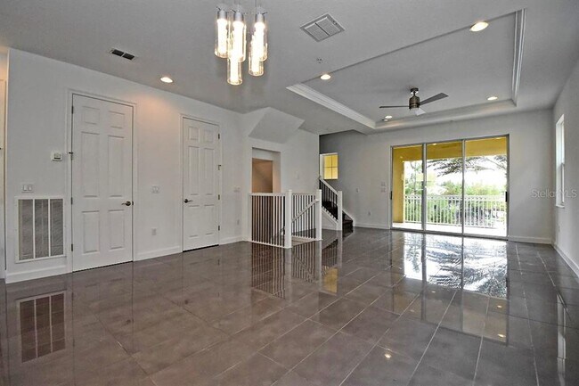 Building Photo - 1520 Lake George Dr