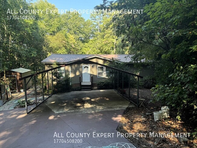 Primary Photo - Modular Home Backs to Lake Lanier