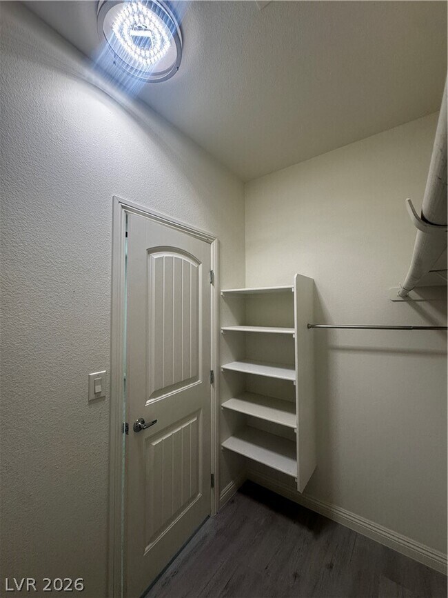 Building Photo - 8368 Aruba Blue Creek Ct