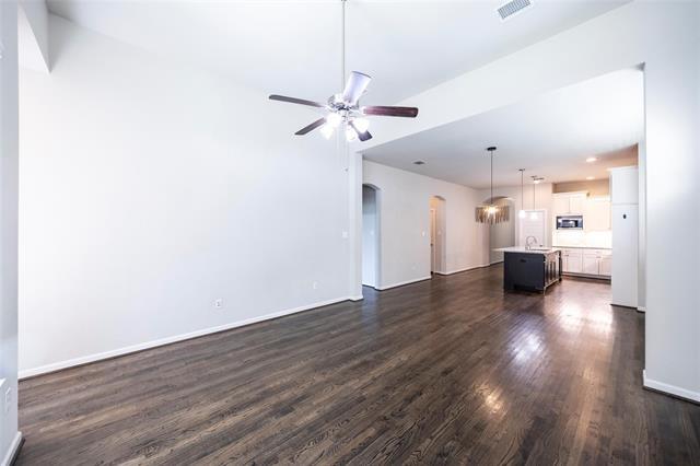 Building Photo - 1217 Naples Dr