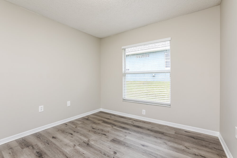 Building Photo - 25223 Ironwedge Dr