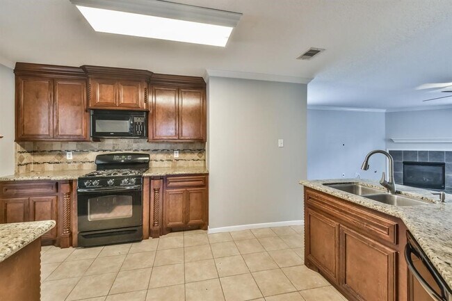 Building Photo - 9845 Youpon Ridge Way