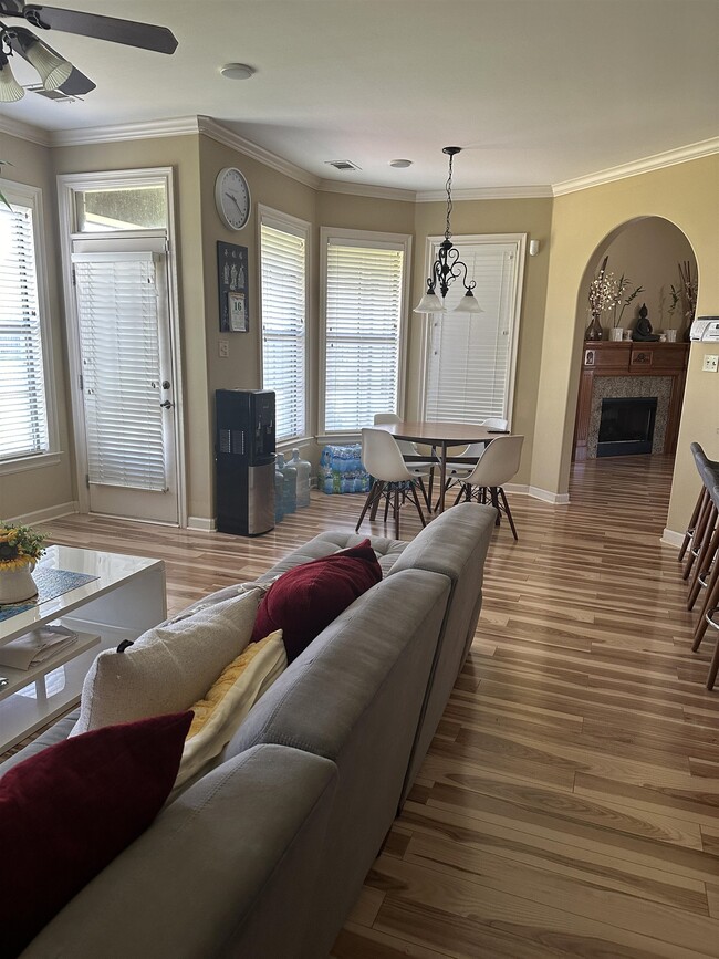 Building Photo - 9328 Owl Hill Dr