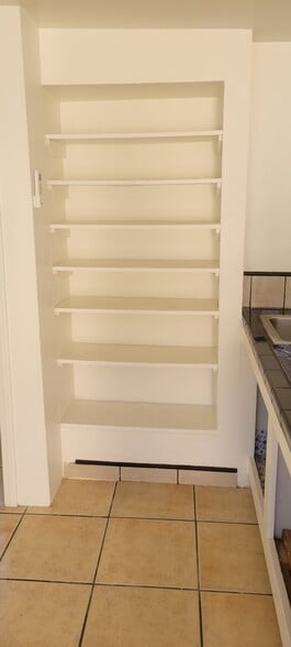 Building Photo - 1430 Peach Ave