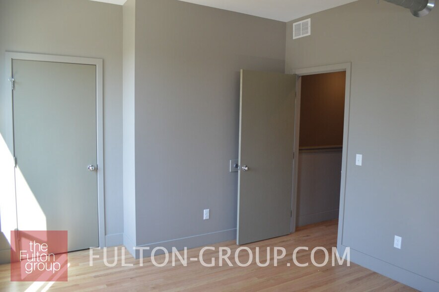 Building Photo - 457 4th St NW