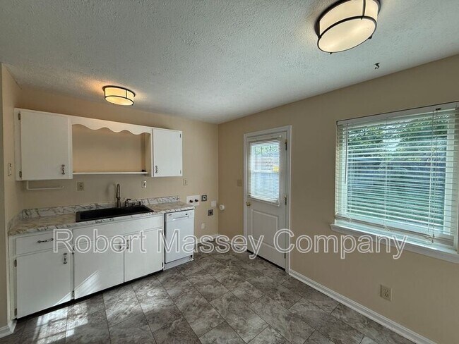 Building Photo - 3305 Mcadams Ct