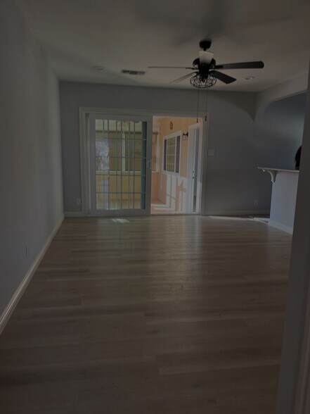 Building Photo - 1733 Lancewood Ave