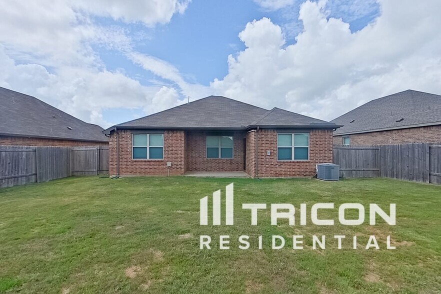 Building Photo - 1504 Conley Ln