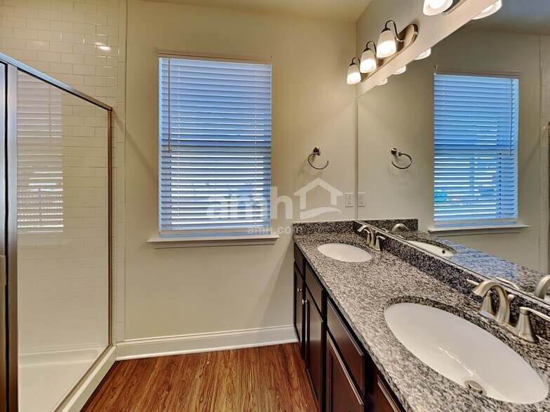 Building Photo - 5130 Franks Creek Way