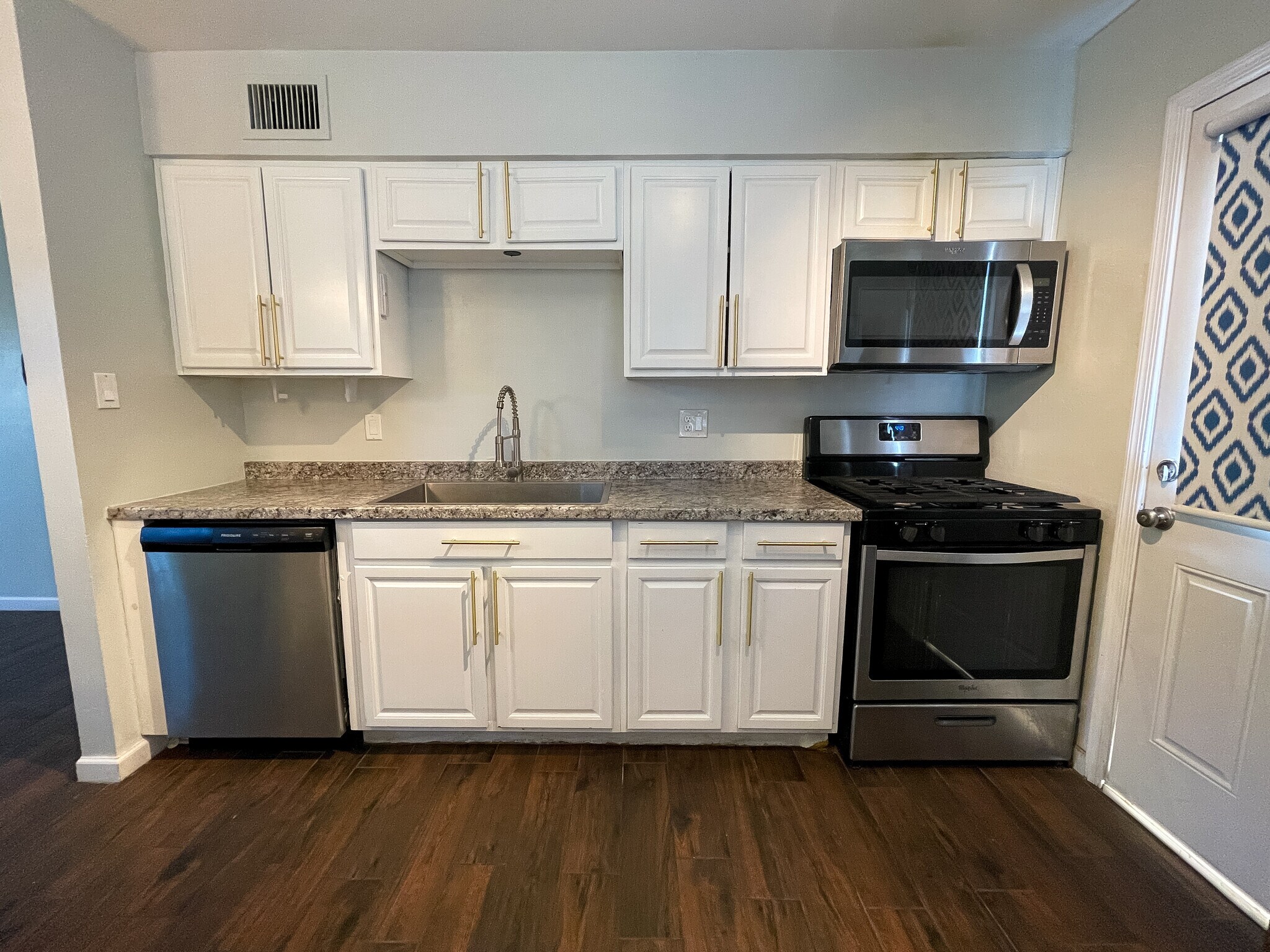 Kitchen - 4615 N 14th St