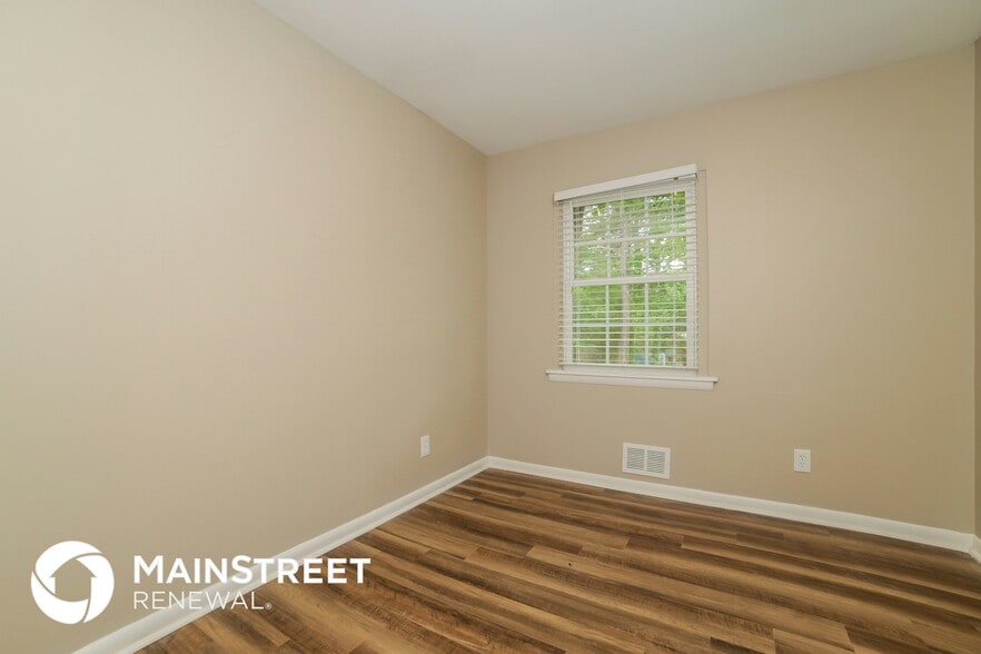 Building Photo - 2177 Toccoa Dr