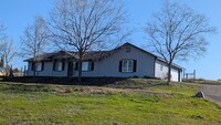 Building Photo - 4560 Cheyenne Dr