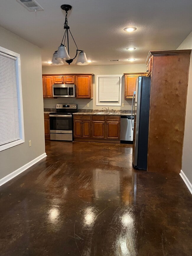 Building Photo - 442 Wildwood Point