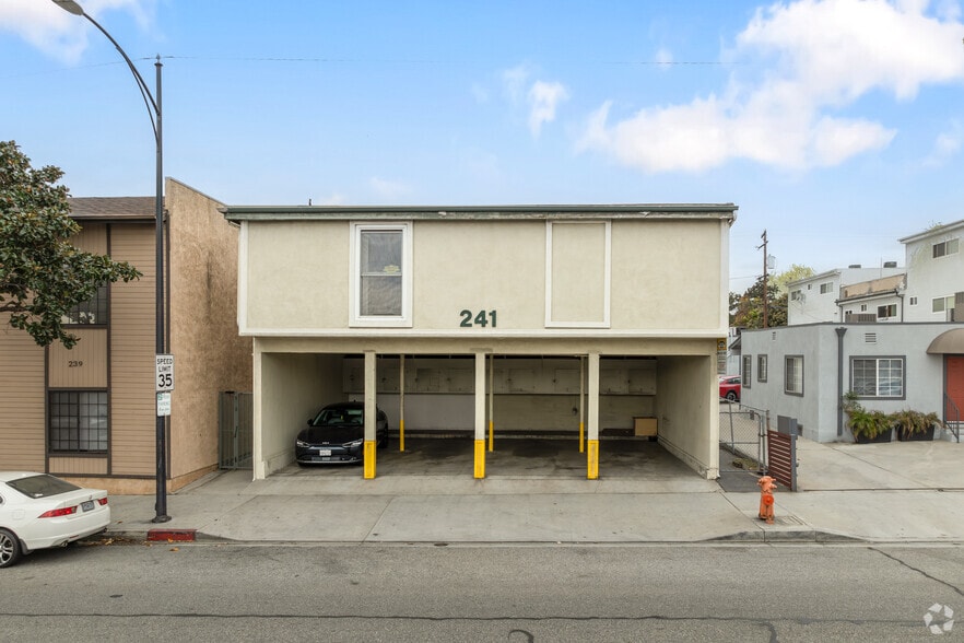 241 E Alameda Ave Burbank, CA 91502 - 241 E. Alameda Ave